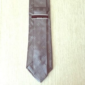 Brand New 100% Silk Michael Kors Mens Neck Tie